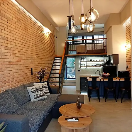 Kogevina Industrial Loft Appartement *